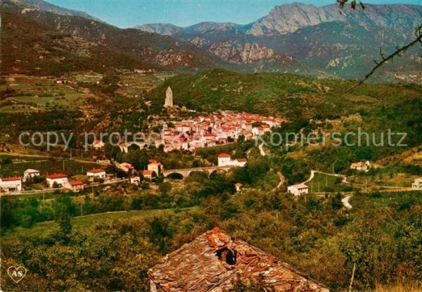 Olargues Village medieval Vue generale