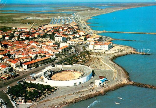 Les Saintes-Maries-de-la-Mer Vue aerienne sur l’ensemble de la ville