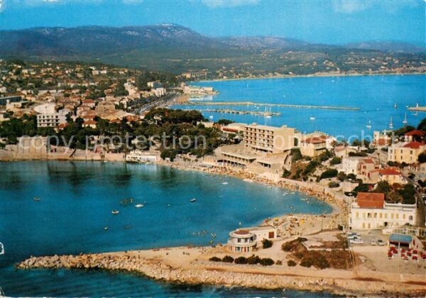 Bandol-sur-Mer Vue generale aerienne Plage de Renecros