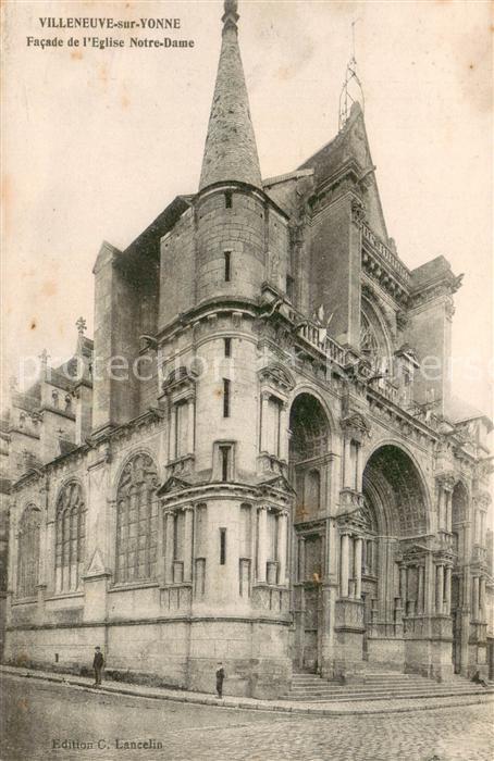 Villeneuve-sur-Yonne Facade de l’Eglise Notre Dame
