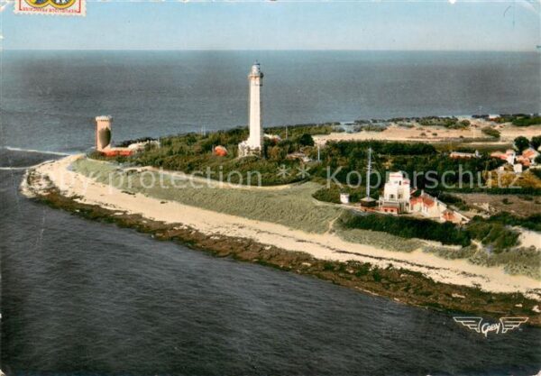 Ile-de-Re Pointe et Phare des Baleines Vue aerien