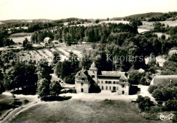 Vitrac Cantal Vue generale aerienne du Chateau de Far