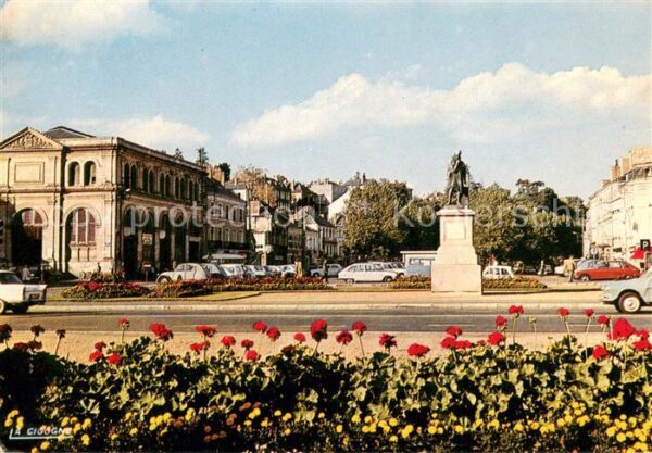 Laval Mayenne Place du 11 Novembre