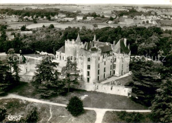 Coutures Maine-et-Loire Chateau de Montsabert Vue aerienne