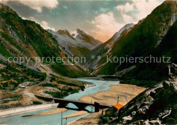 La Berarde Route de La Berarde au Pont du Plan du