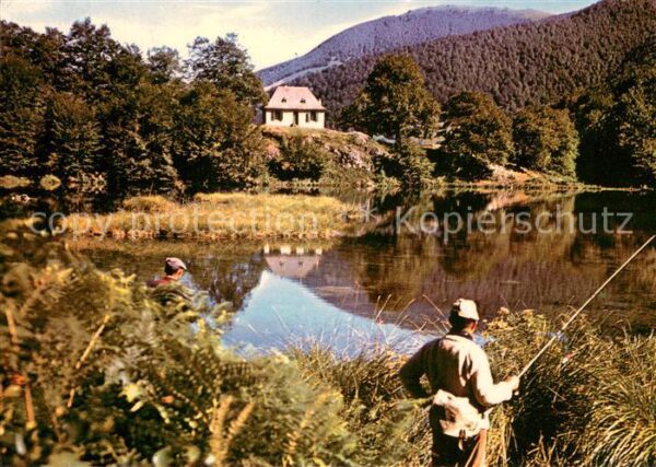 Bethmale Pecheur ou lac de Bethmale en Ariege