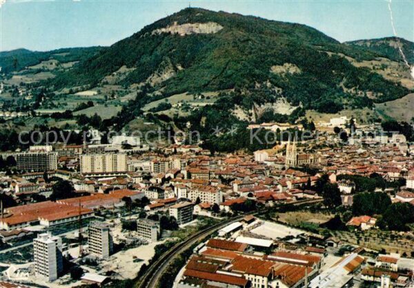 Voiron Vue generale aerienne