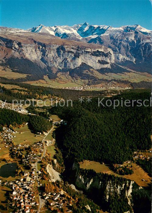 Laax Fliegeraufnahme mit Flims Flimserstein