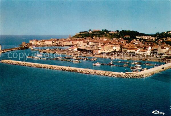 Saint Tropez Var Vue aerienne Le port