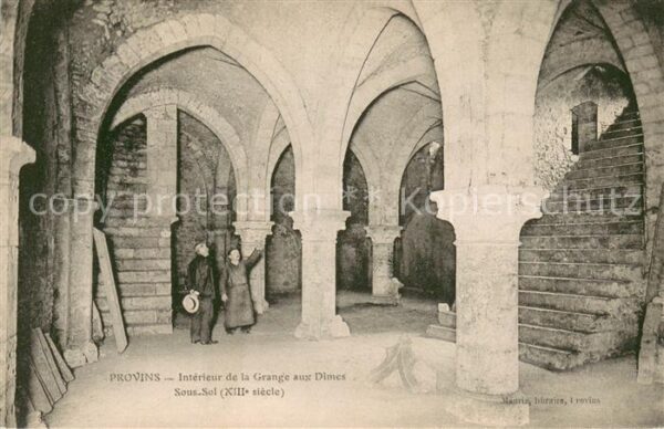 Provins Interieur de la Grange aux Dimes Sous S