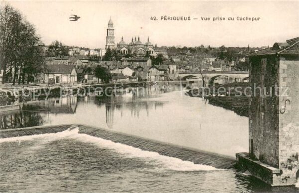 Perigueux Vue prise du Cachepur