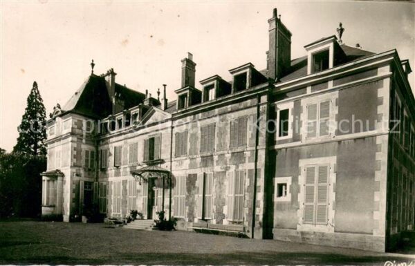 Vincelles Yonne Chateau Cour principale