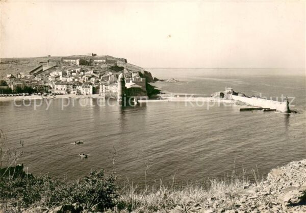 Collioure La ville et la rade