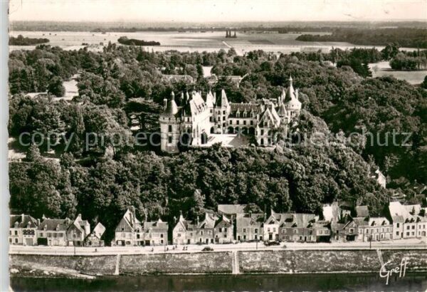 Chaumont-sur-Loire Le Chateau Vue aerienne