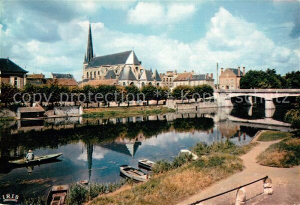 Nemours Seine-et-Marne Abside de l’Eglise St Jean Baptiste et