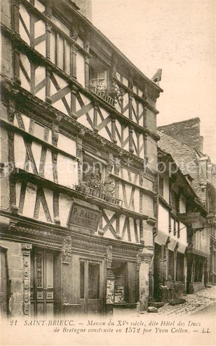 Saint-Brieuc Cotes-d Armor Maison du XVe siècle dite Hôtel des Duc