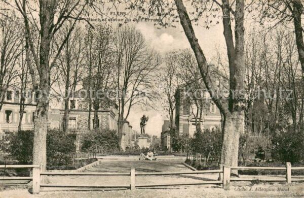 Flers Orne place et statue du Juif Errant