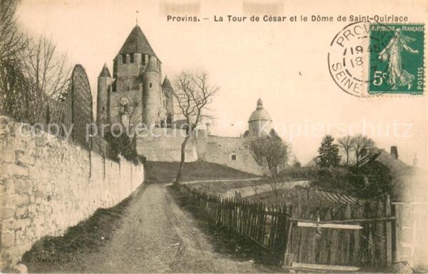 Provins La Tour de Cesar et le Dome de Saint Qu