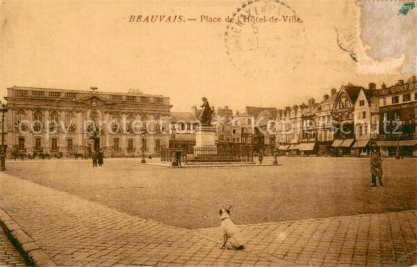 Beauvais 60 Place de l_Hôtel de Ville Monument