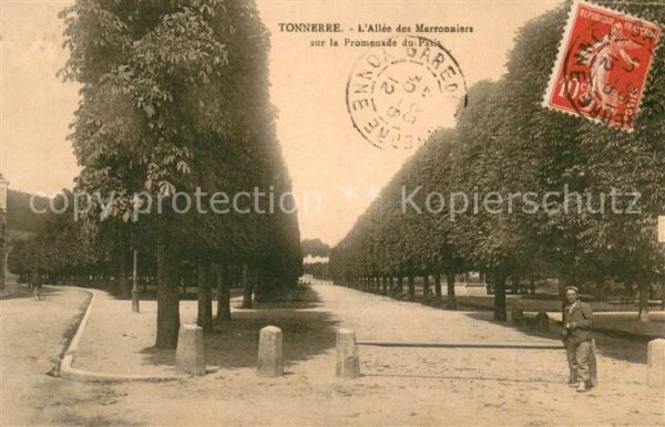Tonnerre Allee des Marronniers sur la Promenade
