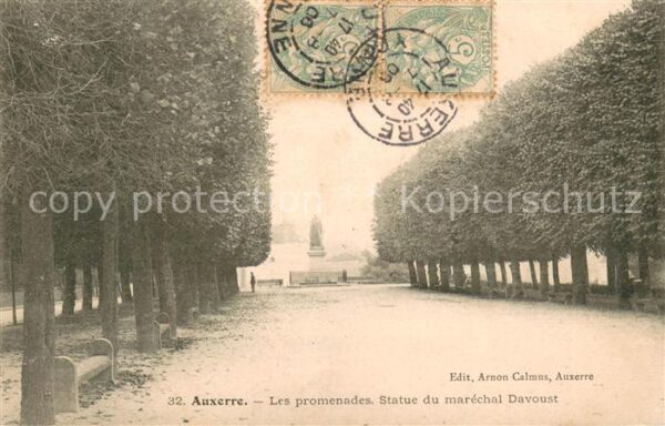 Auxerre Les promenades Statue du marechal Davou