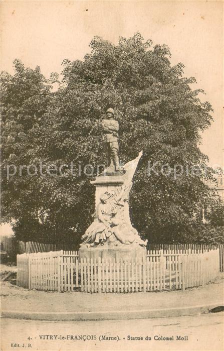 Vitry-le-Francois Statue de Colonel Moll