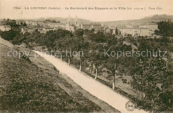 La Louvesc Le Boulevard des Elegants et la Ville