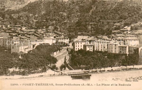 Puget-Theniers Sous Prefecture La Place et la Redoule