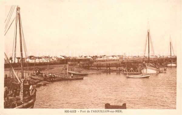 L Aiguillon-sur-Mer Le port