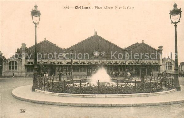 Orleans Loiret Place Albert Ier et la gare