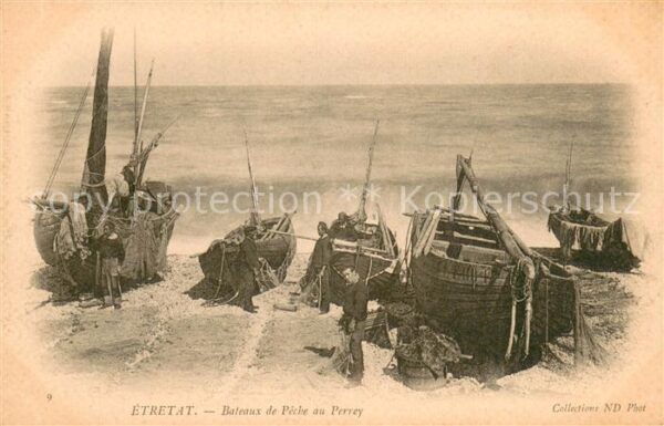 Etretat Bateaux de pêche au Perrey