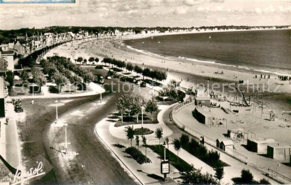 La Baule sur Mer Vue Generale de la plage et l'Esplanade