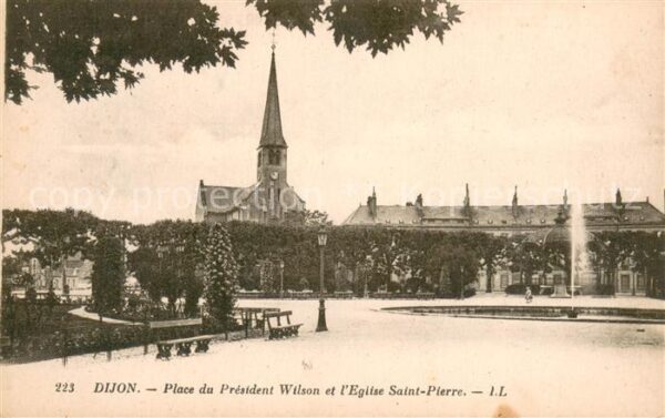 Dijon 21 Place du President Wilson et l’Eglise S