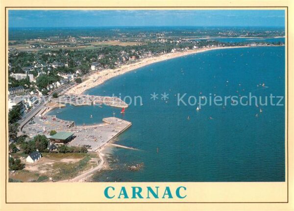 Carnac Plage La base nautique et la grande plage Vue