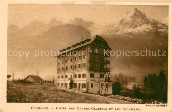Chamonix Hôtel des Grands Glaciers et les aiguil