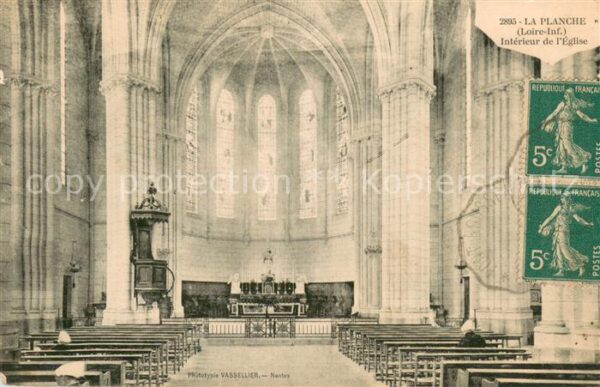 La Planche Loire-Atlantique Interieur de l'Eglise