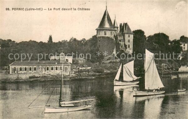 Pornic Le Port devant le Chateau