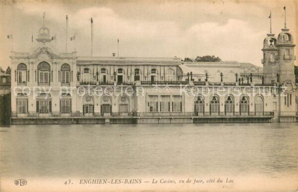 Enghien-les-Bains Le Casino vu de face cote du Lac