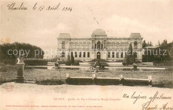 Le Puy-en-Velay Jardin du Fer a Cheval et Musee Crozati