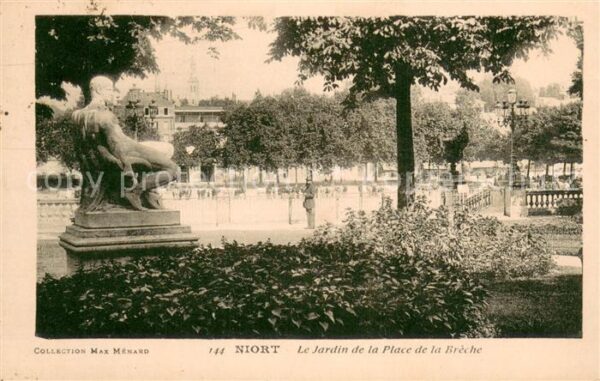 Niort 79 Le Jardin de la Place de la Breche