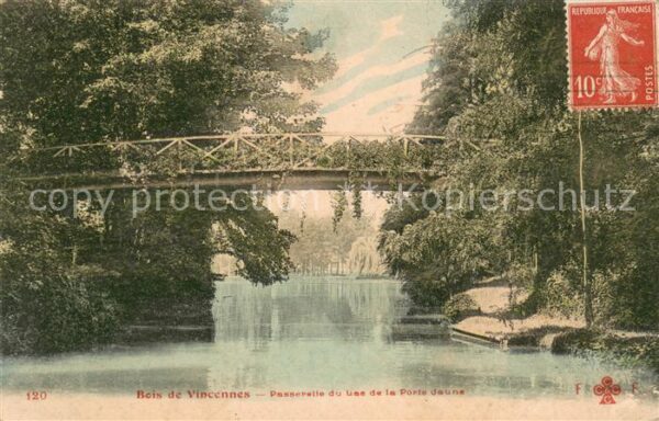 Bois de Vincennes Passerelle du Lac de la Porte Jaune