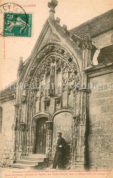 Missy-sur-Aisne Portail gotique de l'Eglise