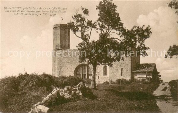 Ciboure Tour de Bordagain ancienne Eglise Notre