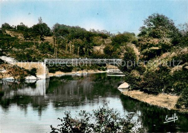 Lavaveix-les-Mines La passerelle de Chanteau sur la Creuse