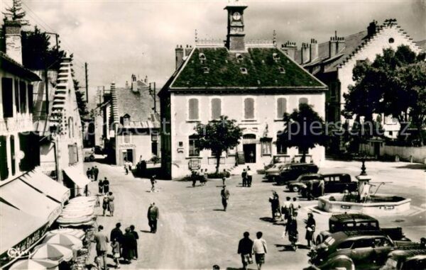 Villard-de-Lans Place Hôtel de Ville Fontaine