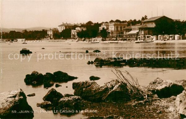 Juan-les-Pins Antibes 06 La plage et le casino Côte d_Azur