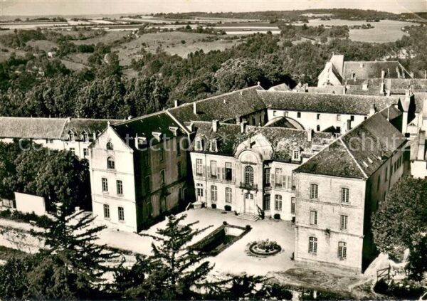 Flavigny-sur-Ozerain Petit Séminaire Saint Bernard vue aérie