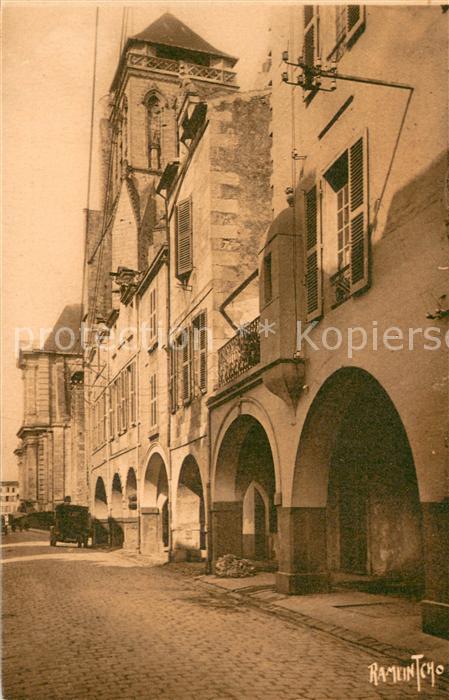 La Rochelle Charente-Maritime Rue Pernelle et la Cathedrale