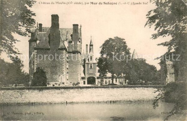 Mur-de-Sologne Chateau du Moulin facade Sud