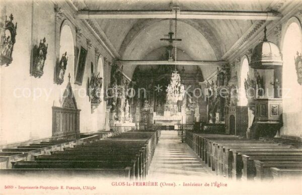 Glos-la-Ferriere Interieur de l'Eglise